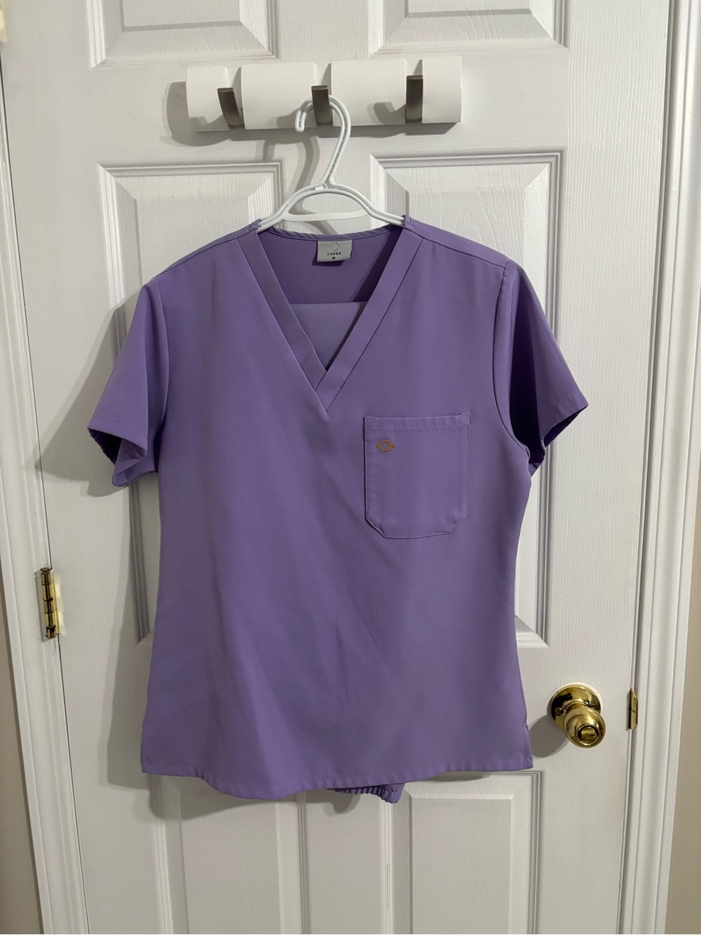 Luuna Scrubs Lilac Purple V-Neck Women's Scrub Set